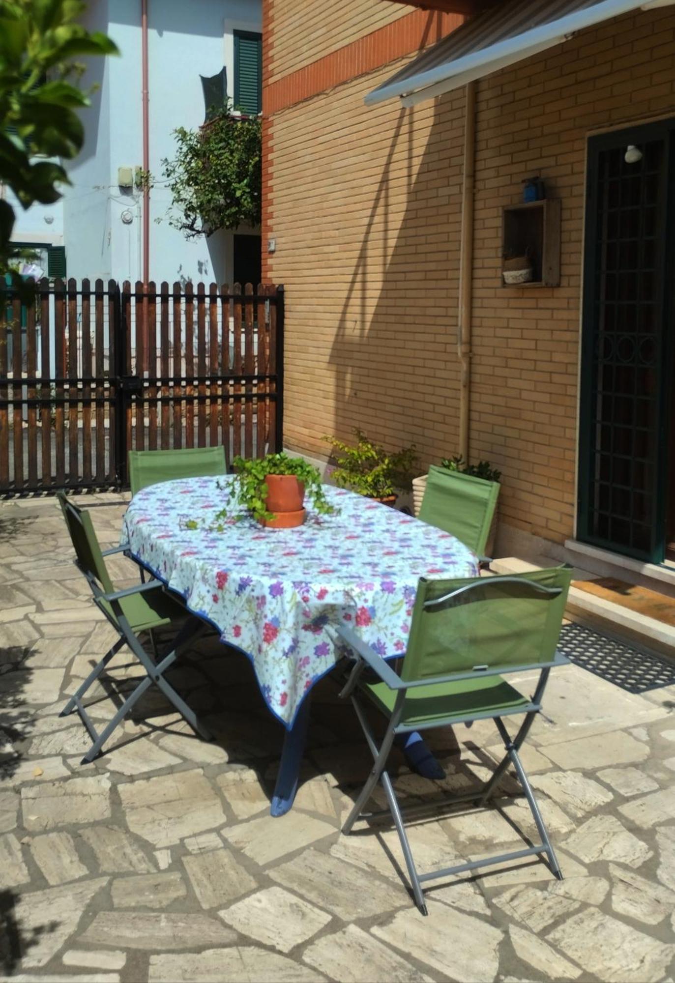 Alf E Ann B&B Tivoli Terme Exteriör bild